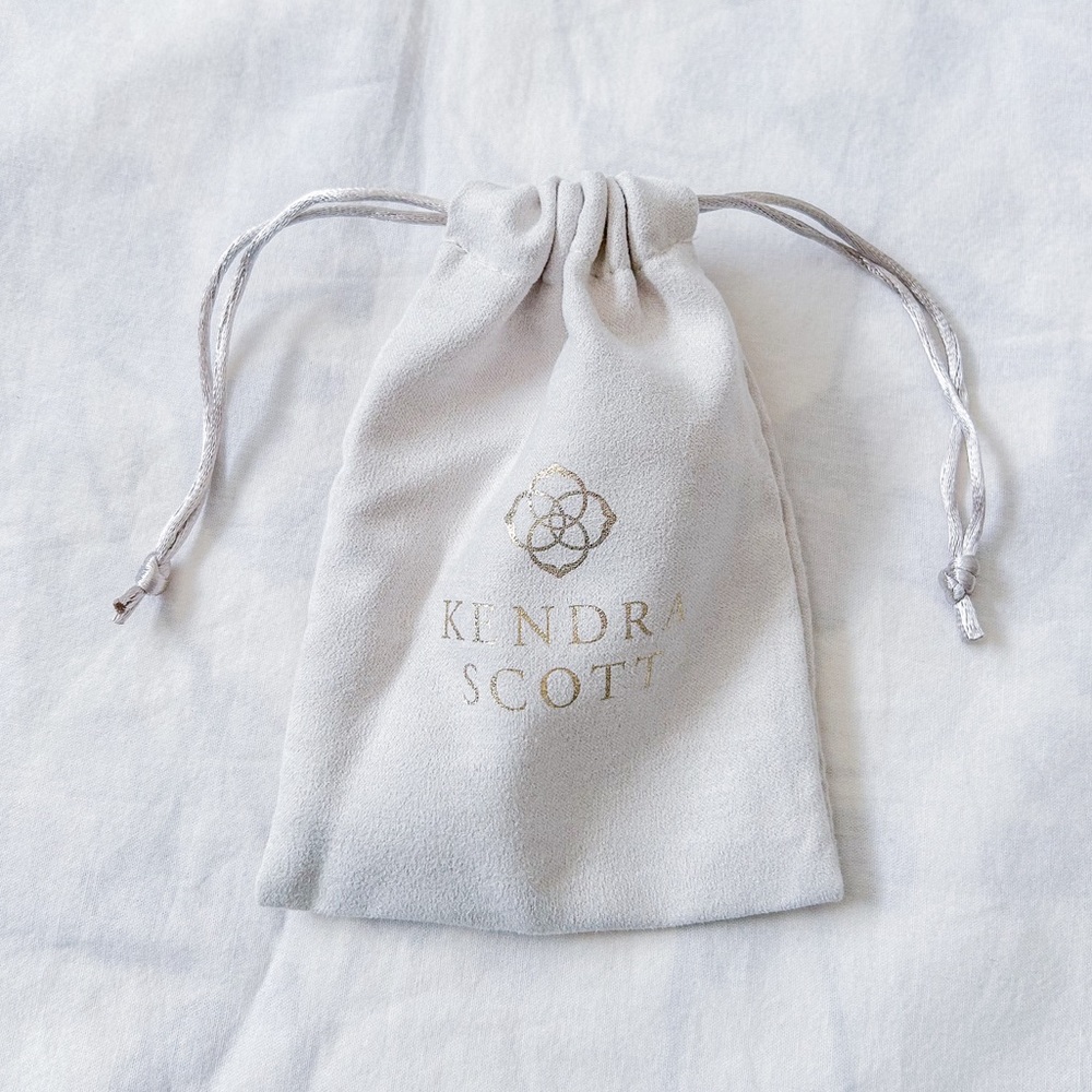 Kendra Scott Tessa Stud Earrings - BRAND NEW! - Picture 5 of 5